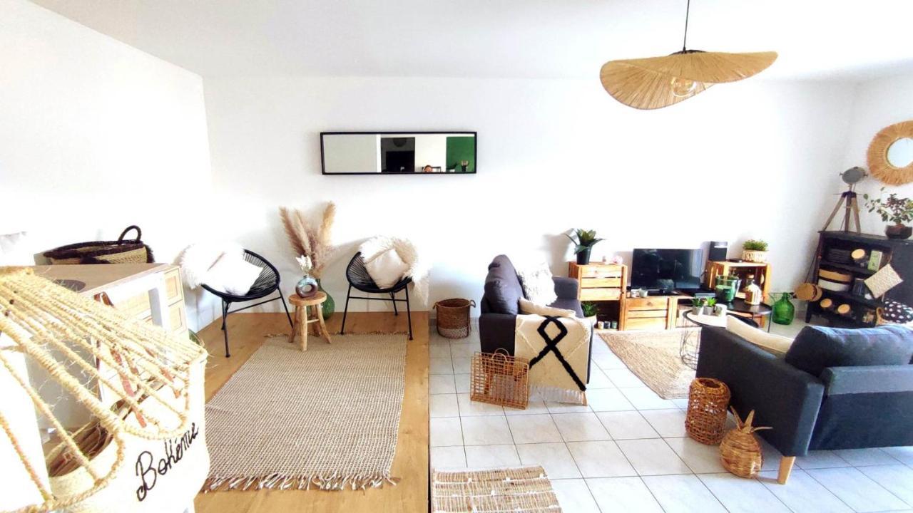 Un Nid D'Amour Apartamento Ruoms Exterior foto