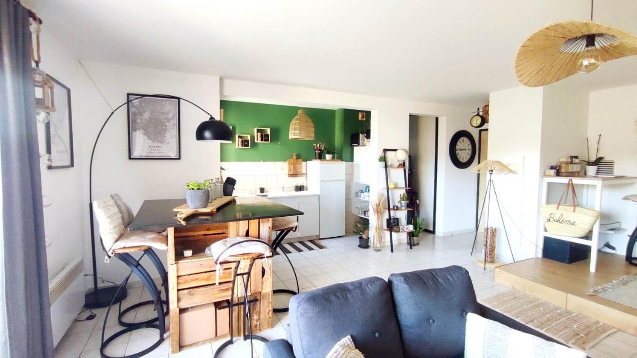 Un Nid D'Amour Apartamento Ruoms Exterior foto